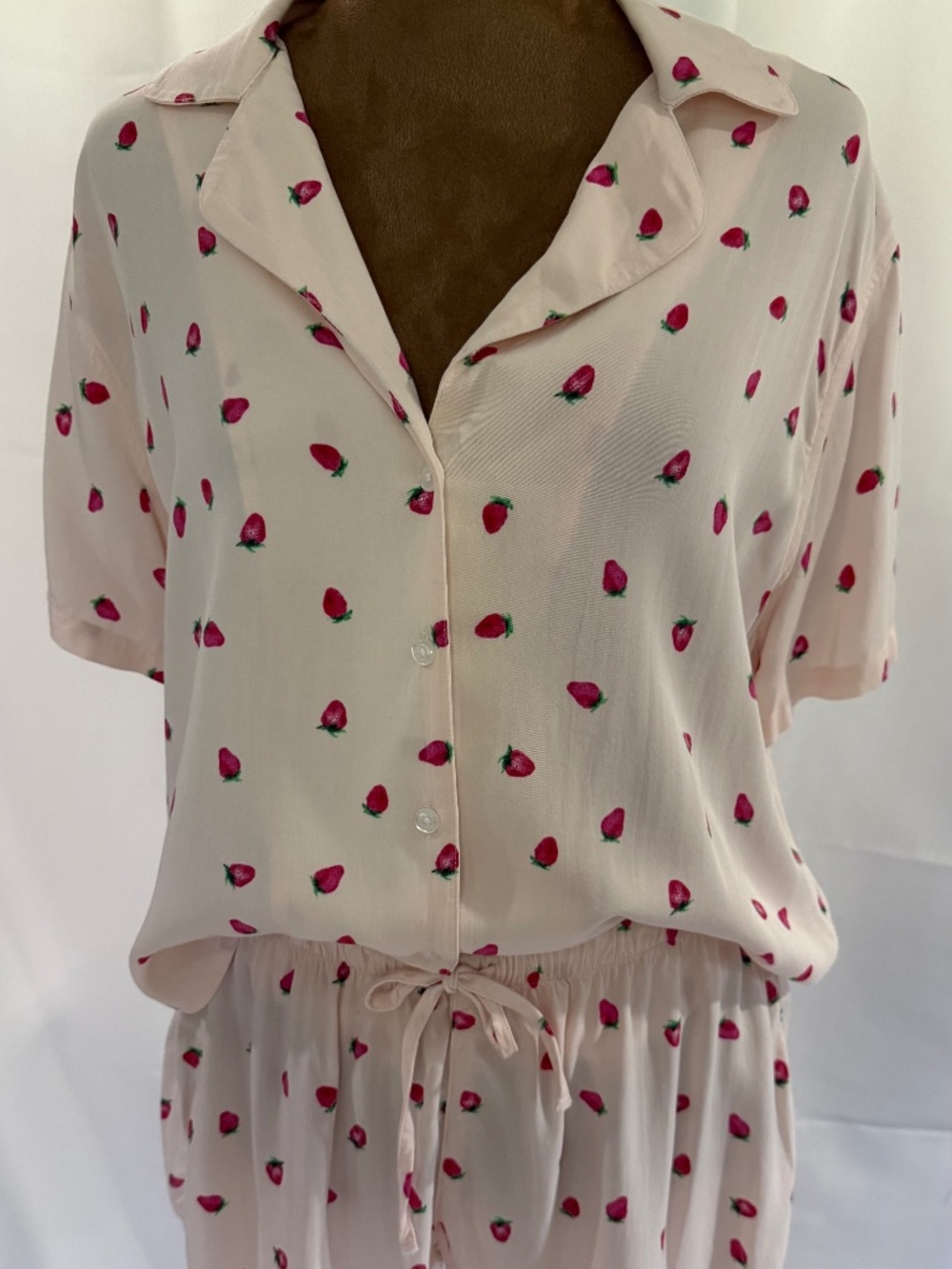 RAILS Light Pink Strawberry Print Short Pajama Set - Size S 100% Rayon